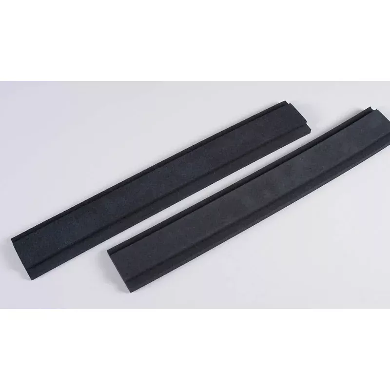 06437-05 - TIRE INSERT F. SLICKS