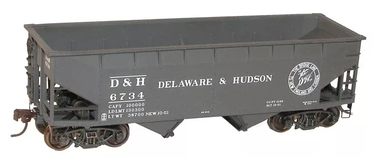 Accurail 7726 HO Scale AAR 50 Ton Offset Side Twin Hopper Kit Delaware & Hudson D&H 6734