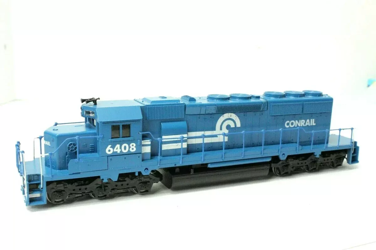 Athearn 8044 HO Scale EMD SD50 Conrail CR 6831 - NOS