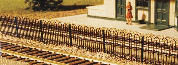 Atlas 2850 N Scale Hairpin Style Fence Kit