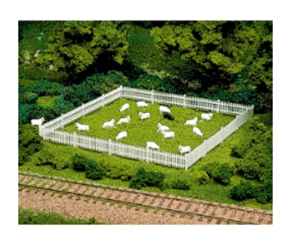 Atlas 779 HO Scale Sheep Figures 1 Black and 12 White