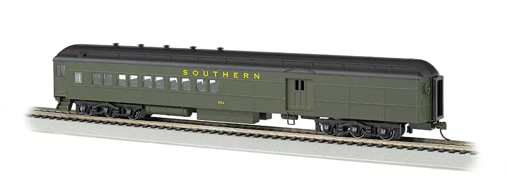 Bachmann 13606 HO Scale 72' Heavyweight Combine Southern 654 with Lighted Interior