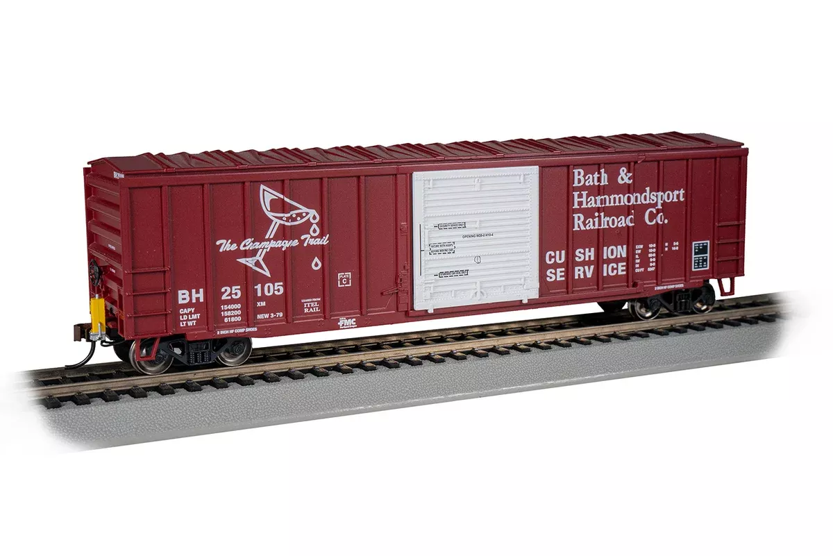 Bachmann 14910 HO Scale 50' Boxcar with EOT Bath & Hammondsport BH 25105