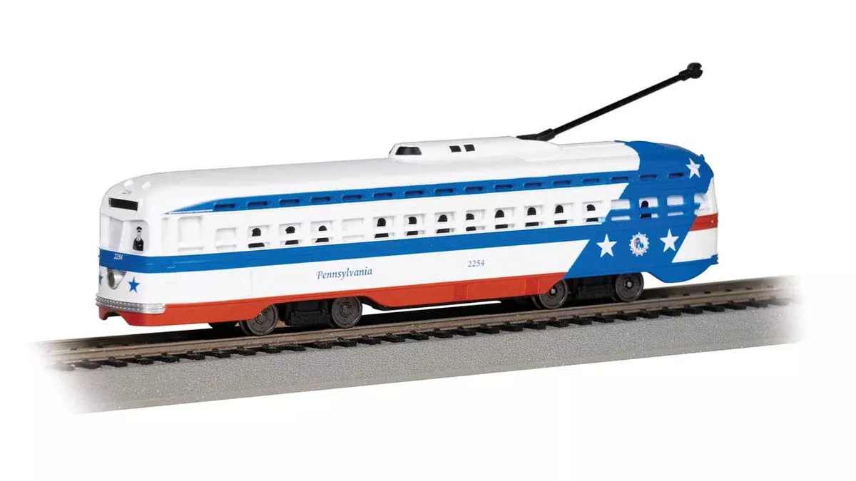 Bachmann 60512 HO Scale PCC Streetcar - Septa "Bicentennial" 2254