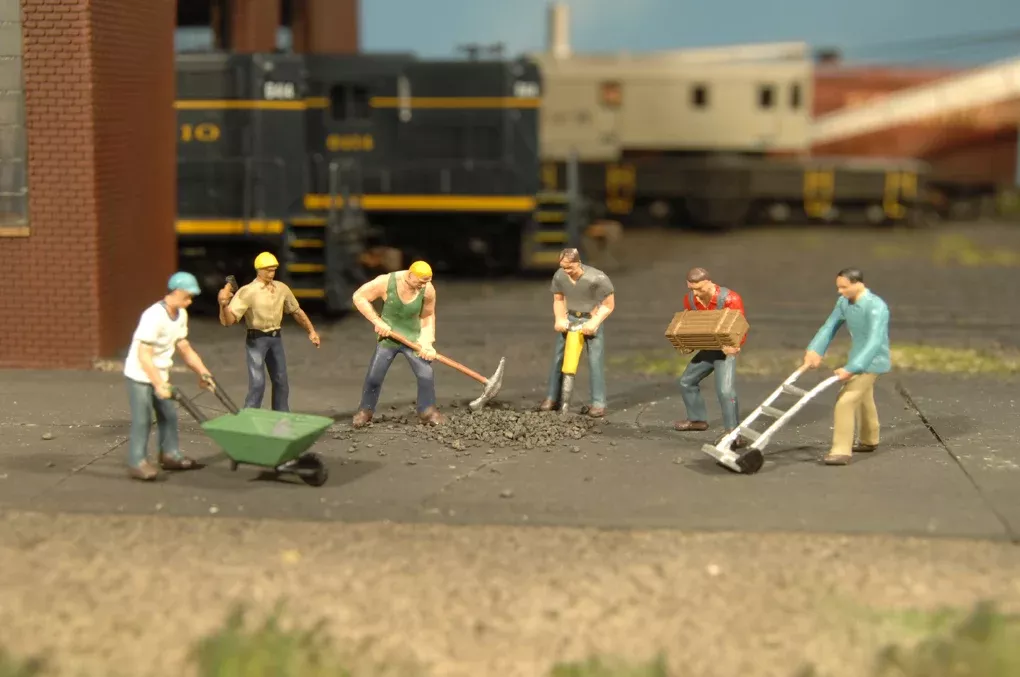Bachmann SceneScapes 33155 O Scale Construction Workers Figures (6 Pack)