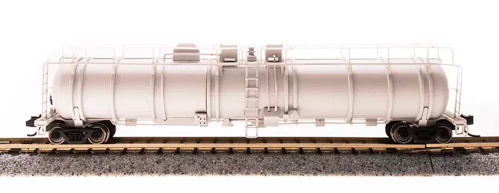 BLI 3734 N Scale High-Capacity Cryogenic Tank Car Undecorated (Car Type A)