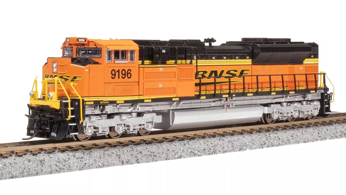 BLI 8413 N Scale EMD SD70ACe Diesel BNSF 9283 Paragon4