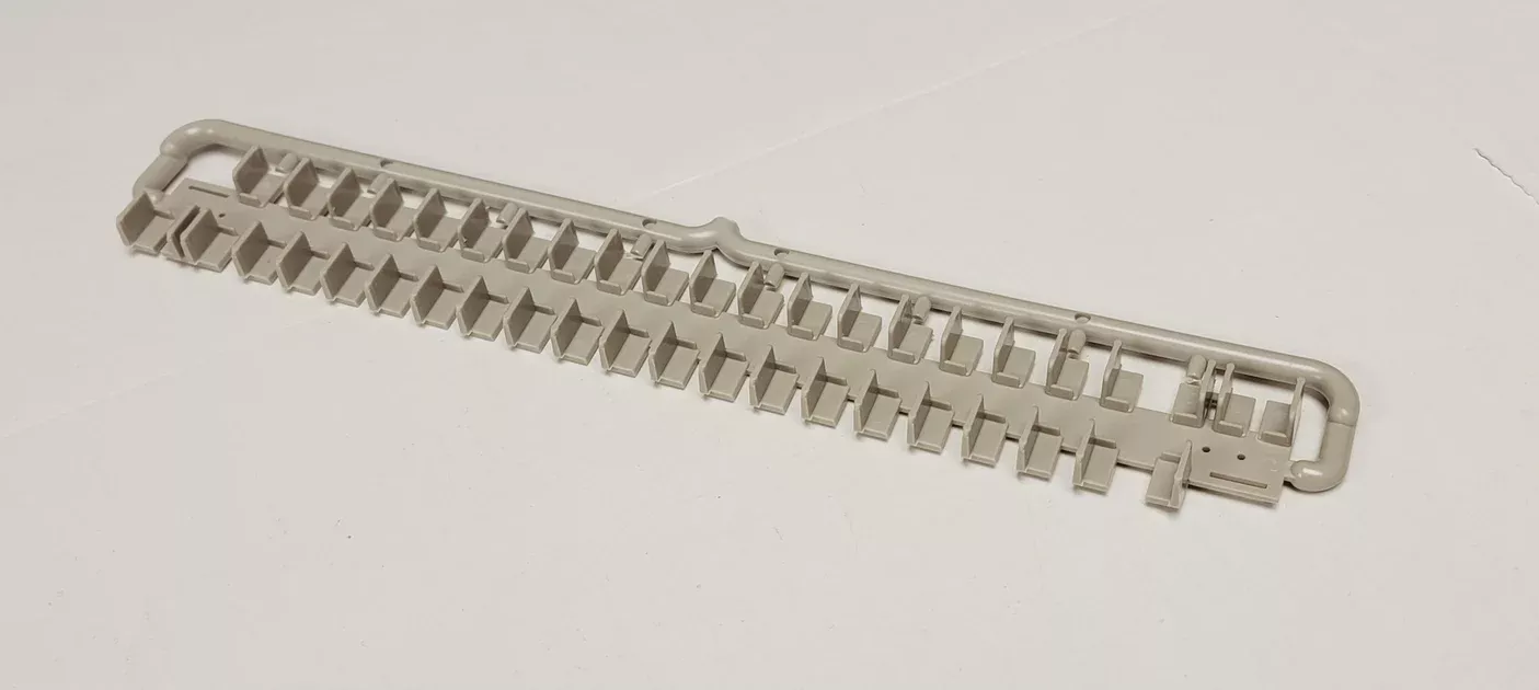 Branchline Trains 151010 HO Scale 80' Coach Interior Seating