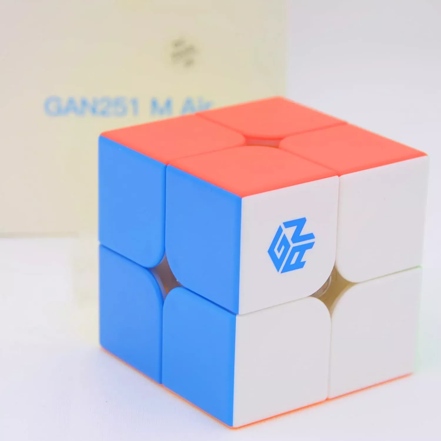 Bukefuno GAN 251 M Air 2x2 Magnetic Cube - Lightweight & Versatile