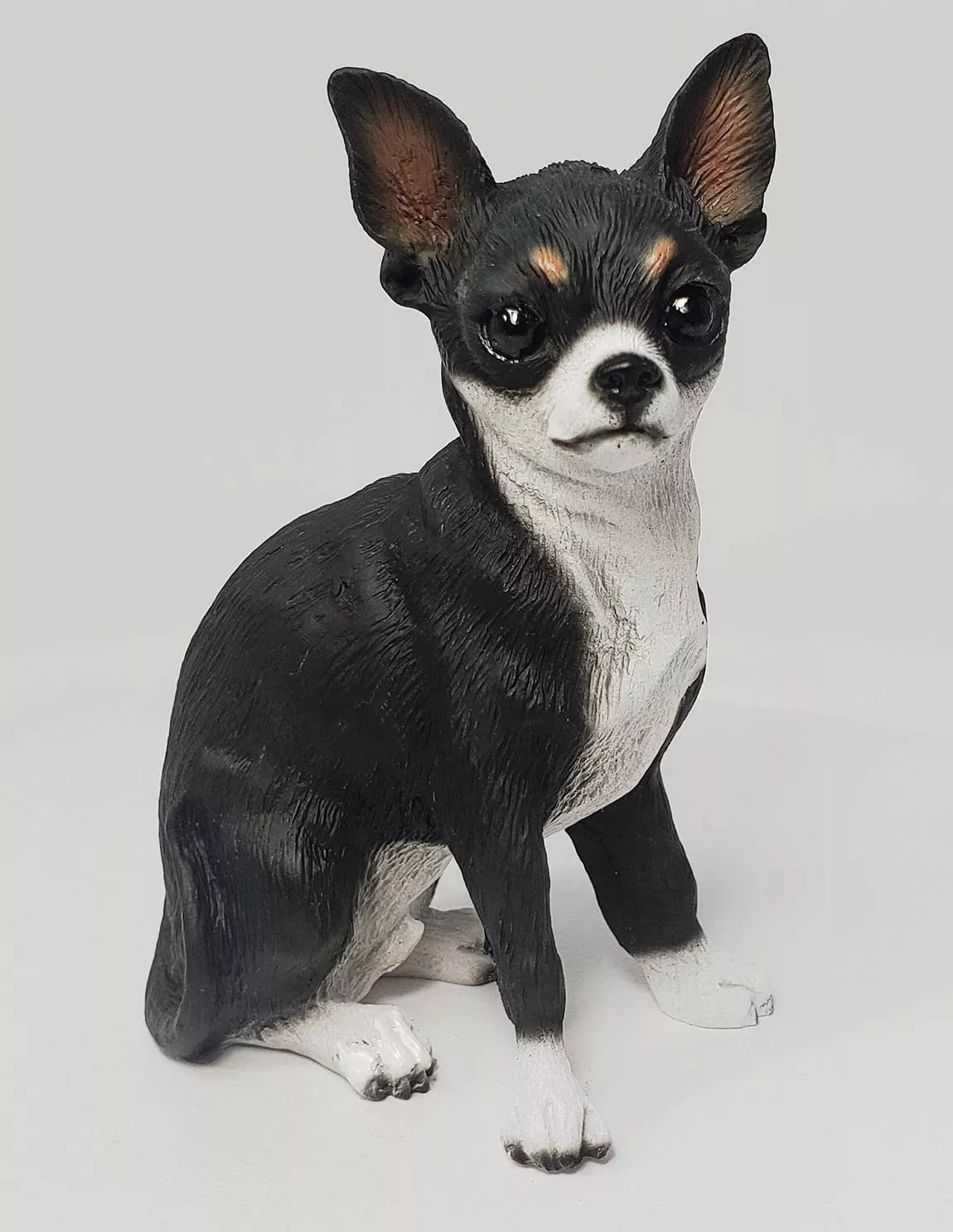 Convenience Concepts Resin Chihuahua Figurine Model DF06A - Black Whit