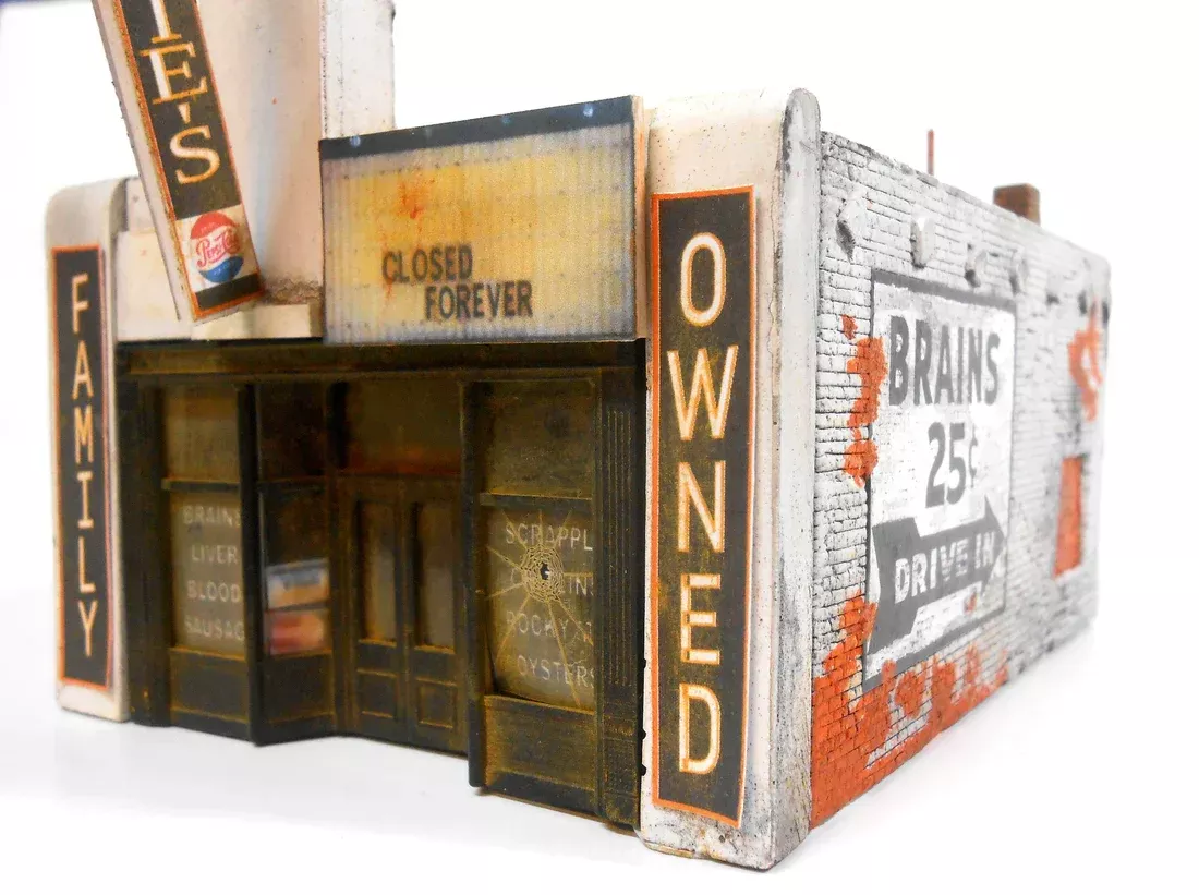 Downtown Deco 1070 HO Scale Von Eerie's Restaurant Cast Hydrocal Building Kit