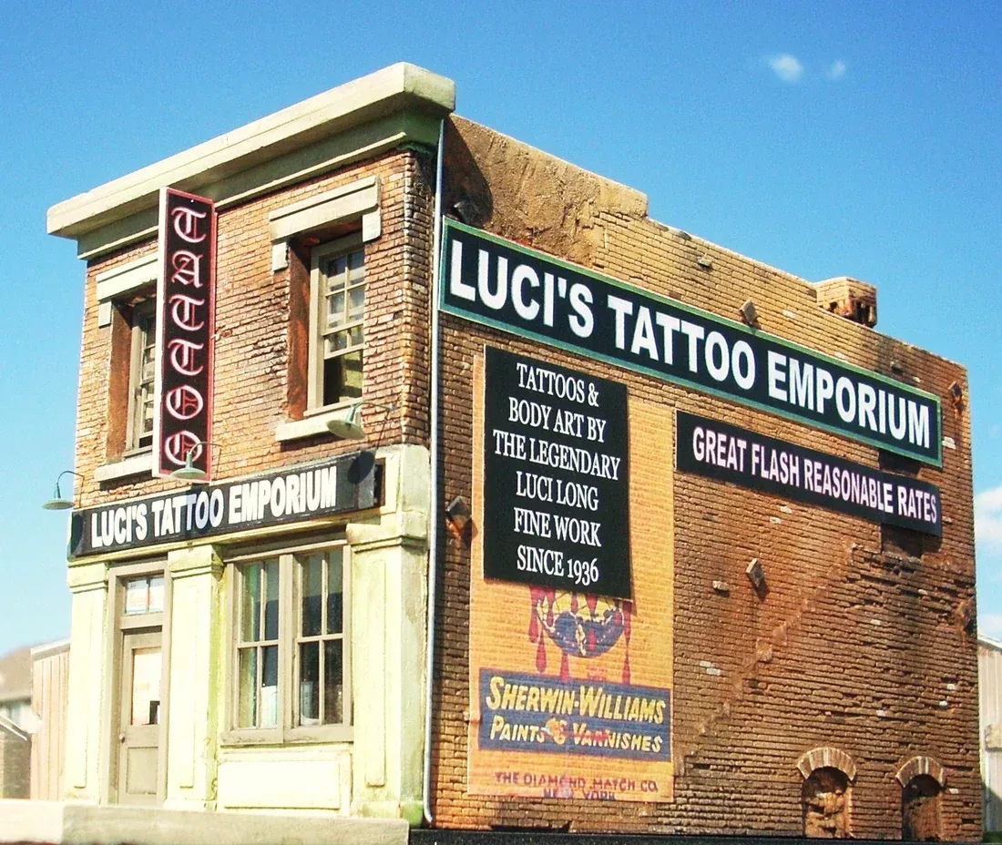 Downtown Deco 2012 N Scale Luci's Tattoo Shop Cast Hydrocal Building Kit