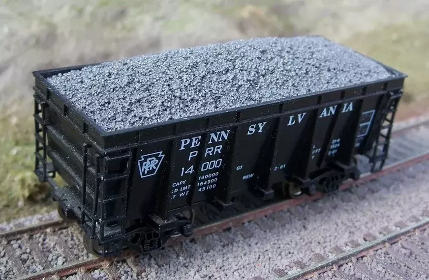 F&N Hobbies 81216 HO Scale Taconite Load for Athearn 26' Ore Car (2 Pack)