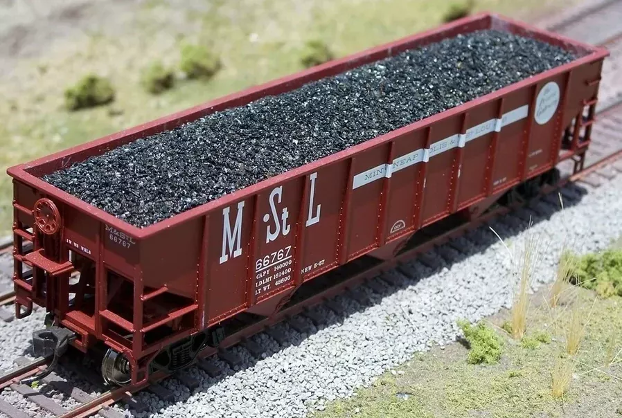 F&N Hobbies 81302 HO Scale Coal Load for Atlas 70 Ton 3 Bay Hopper (2 Pack)