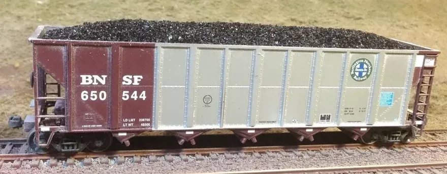 F&N Hobbies 81705 HO Scale Coal Load for Walther's RD4 Hopper (2 Pack)