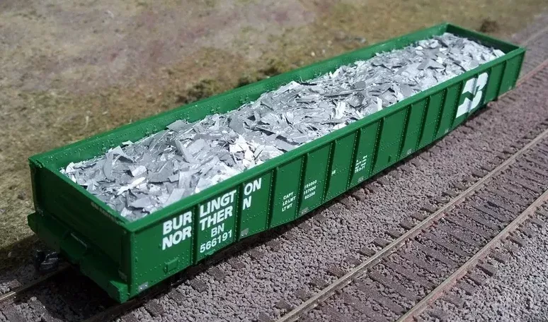 F&N Hobbies 81724 HO Scale Scrap Aluminum Load for Walthers 53' Mill Gondolas