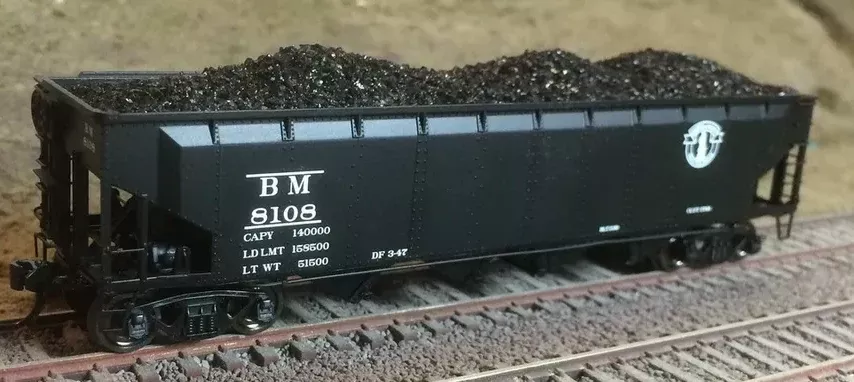 F&N Hobbies 81920 HO Scale Coal Load for BLI 70 Ton 4 Bay Hopper (2 Pack)