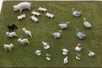 JL Innovative Design 338 HO Scale 24 Piece Small Animal Farmyard