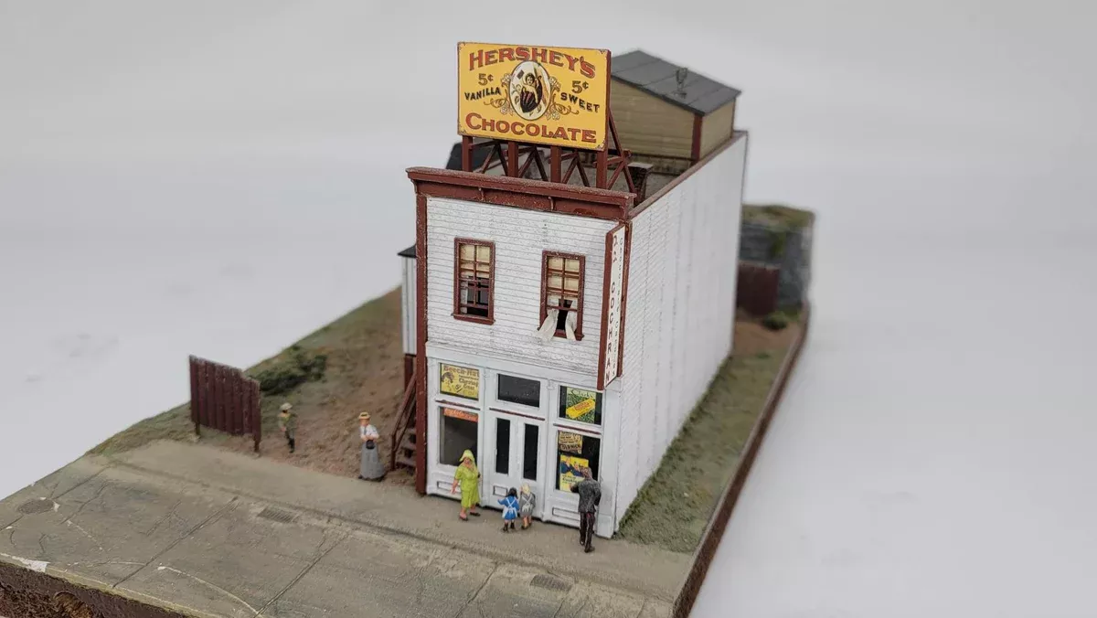 JL Innovative Design 471 HO Scale D.C.Cochran Confectionery Laser Cut Structure Kit