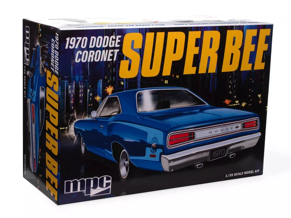 MPC 985 1/25 1970 Dodge Coronet Super Bee Skill Level 2 Model Kit