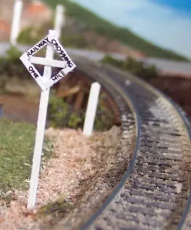 Osborn Model Kits 3054 N Scale Railway Crossing Sign Kit