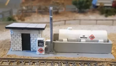 Osborn Model Kits 3122 N Scale Diesel Fueling Station Kit