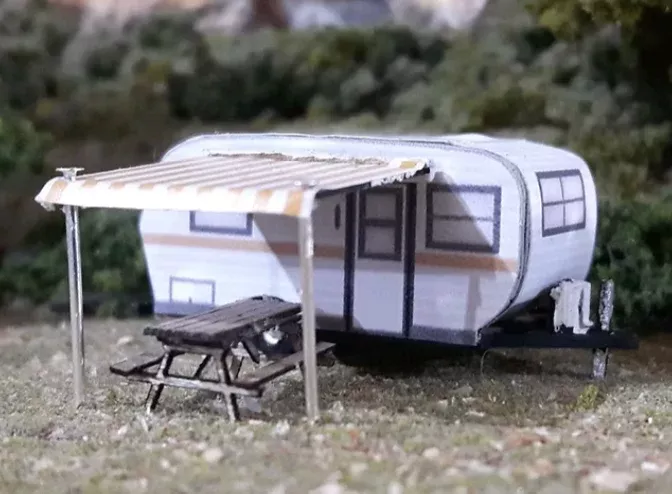 Osborn Model Kits 3126 N Scale 15' Travel Trailer Kit