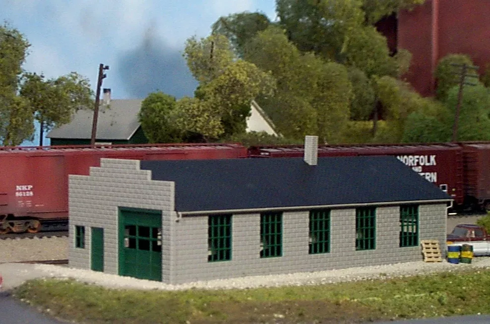 Pikestuff 541-0009 HO Scale Machine Shop/Garage Kit