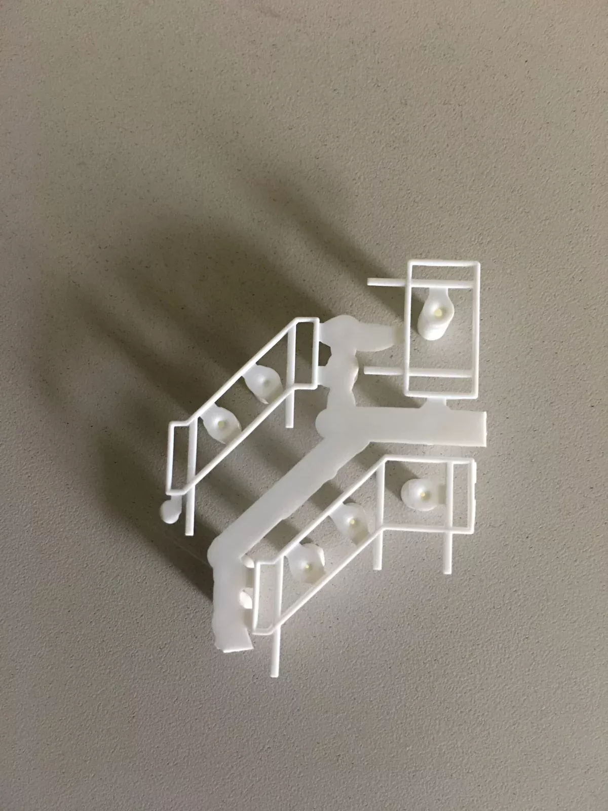 Pikestuff 541-1114 HO Scale Staircase Handrails (2 Pack)