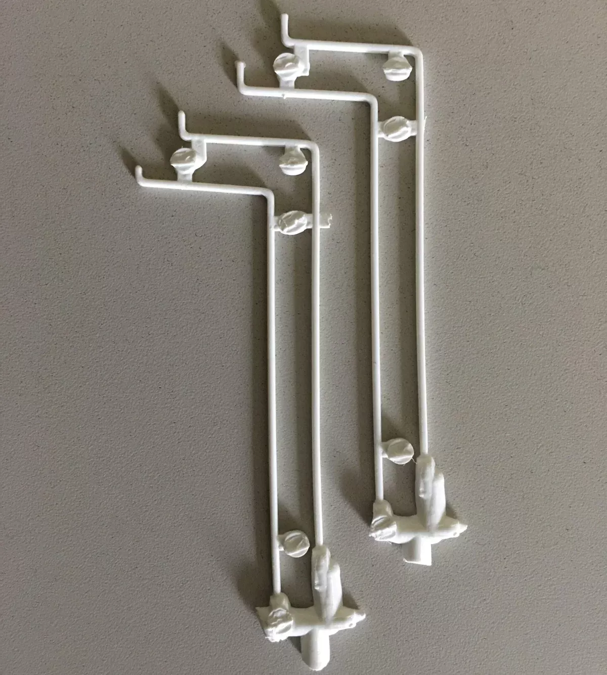 Pikestuff 541-1116 HO Scale Downspouts (4 Pack)