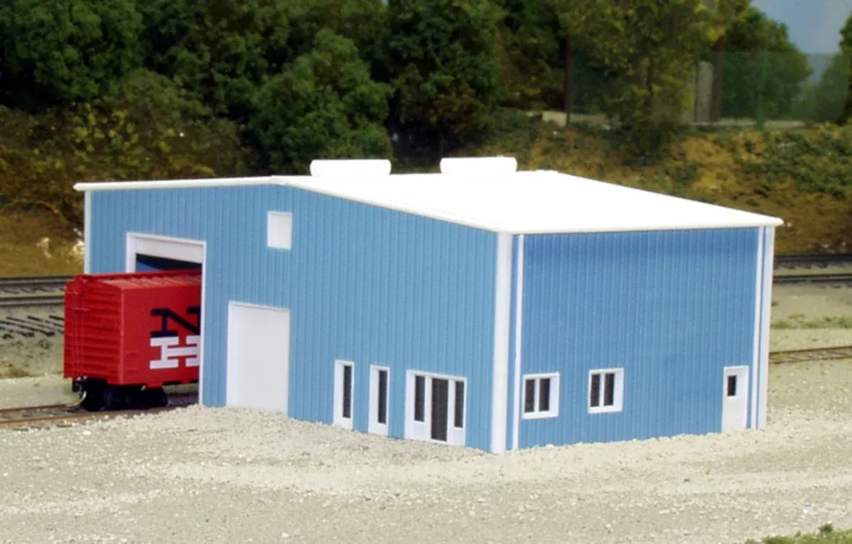 Pikestuff 541-8012 N Scale Distribution Center Kit