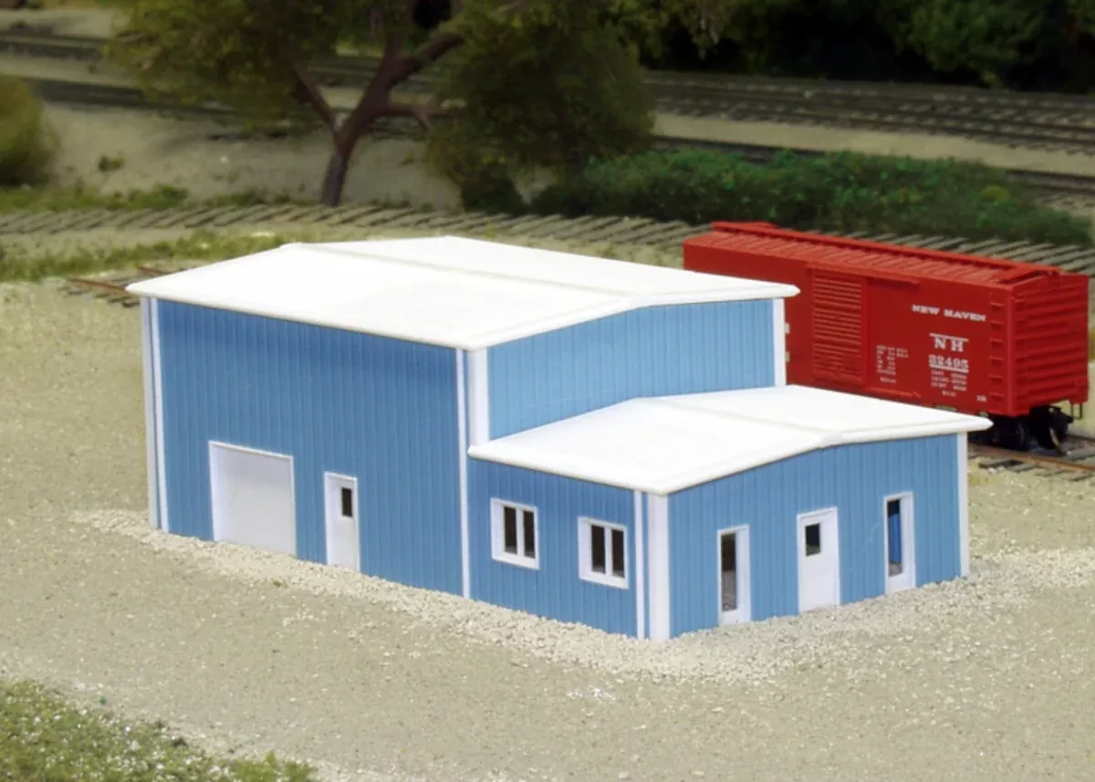 Pikestuff 541-8017 N Scale Office & Warehouse Kit