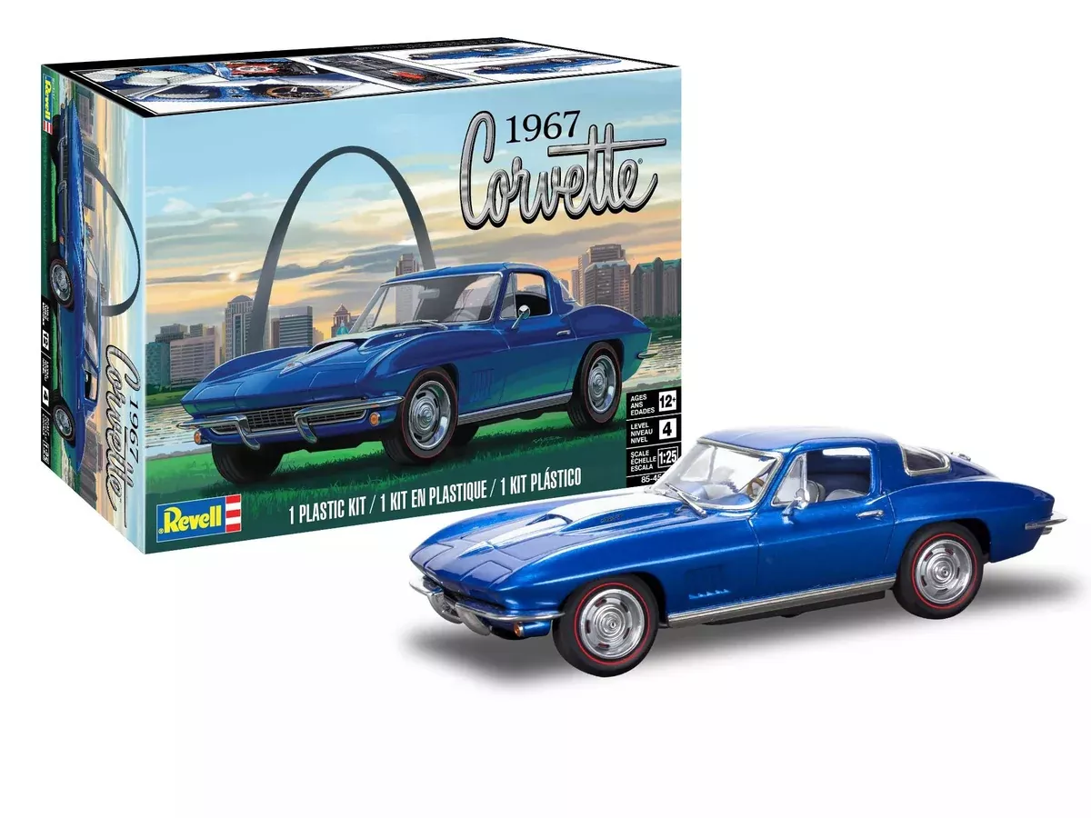 Revell 85-4517 1/25 1967 Corvette Coupe Model Kit