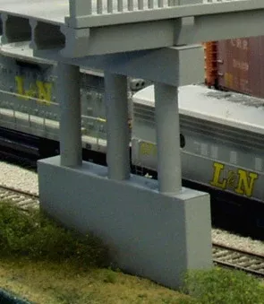 Rix Products 628-0100 HO Scale Early Overpass Pier
