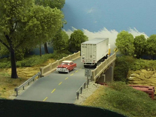 Rix Products 628-0106 HO Scale 50' Roadway Sections (4 Pack)