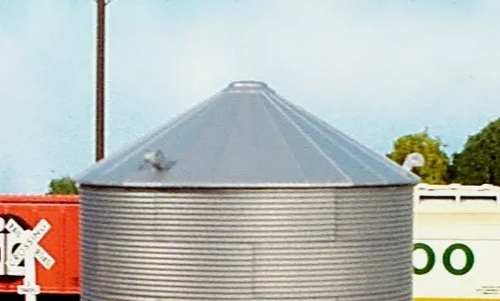 Rix Products 628-0357 HO Scale 30 Degree Grain Bin Top