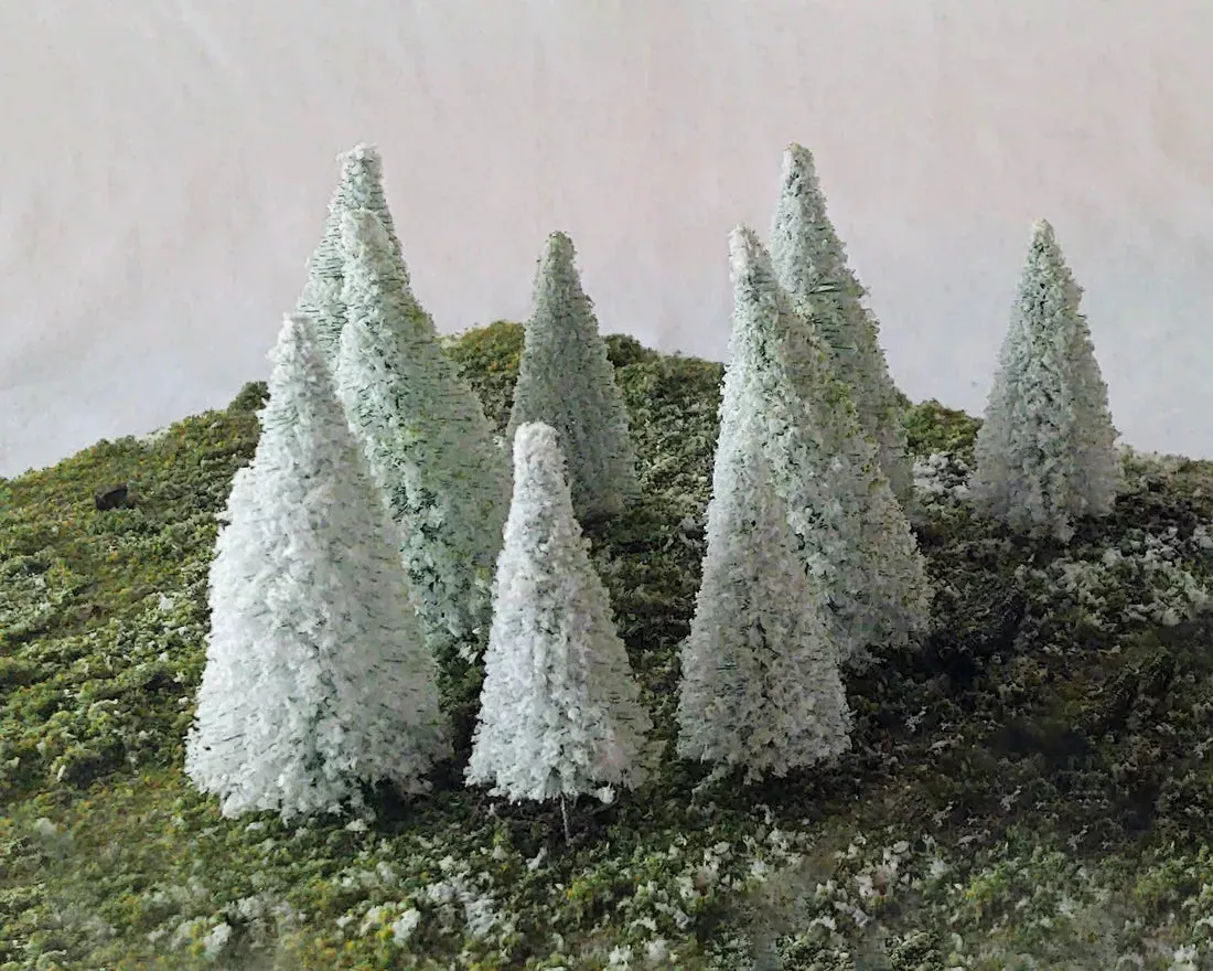 Rock Island Hobby 24201 Snow Covered Dense Pine Trees 12 Pack Assortment