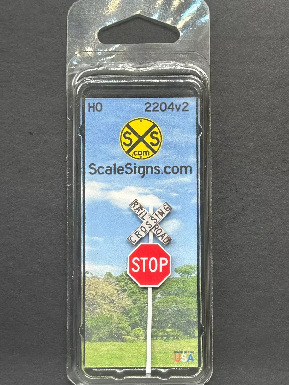 ScaleSigns HO-2204-v2 HO Scale Crossbucks with Heavy Rust and Stop Sign