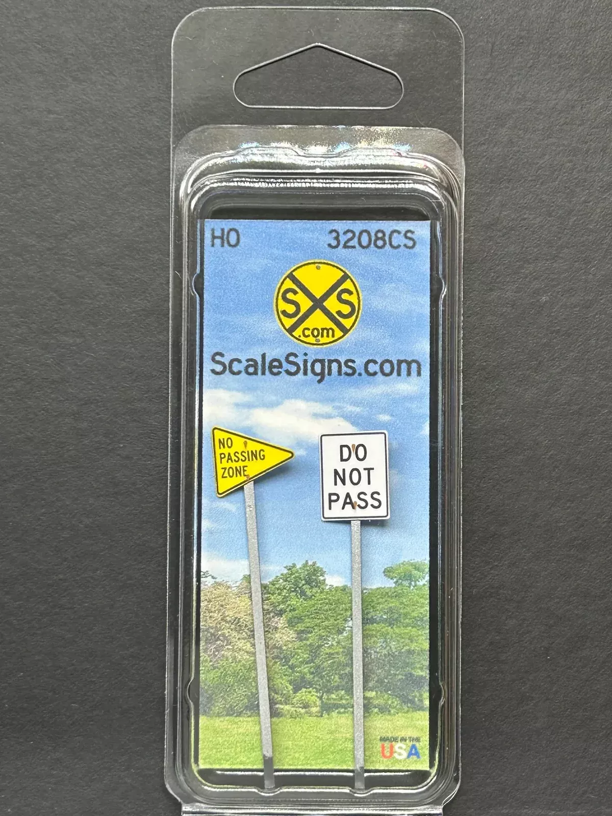 ScaleSigns HO-3208CS HO Scale No Passing Zone and Do Not Pass Sign