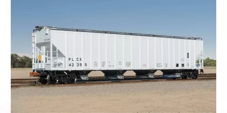 ScaleTrains Rivet 39440 HO Scale PS 5820 Covered Hopper Pullman Leasing PLCX 42485