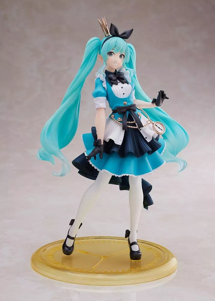 Taito Hatsune Miku Figure with Base Stand - Multicolor