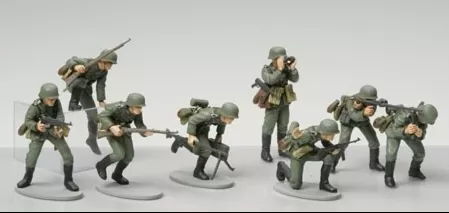 Tamiya 32512 1/48 WWII German Infantry Set Kit