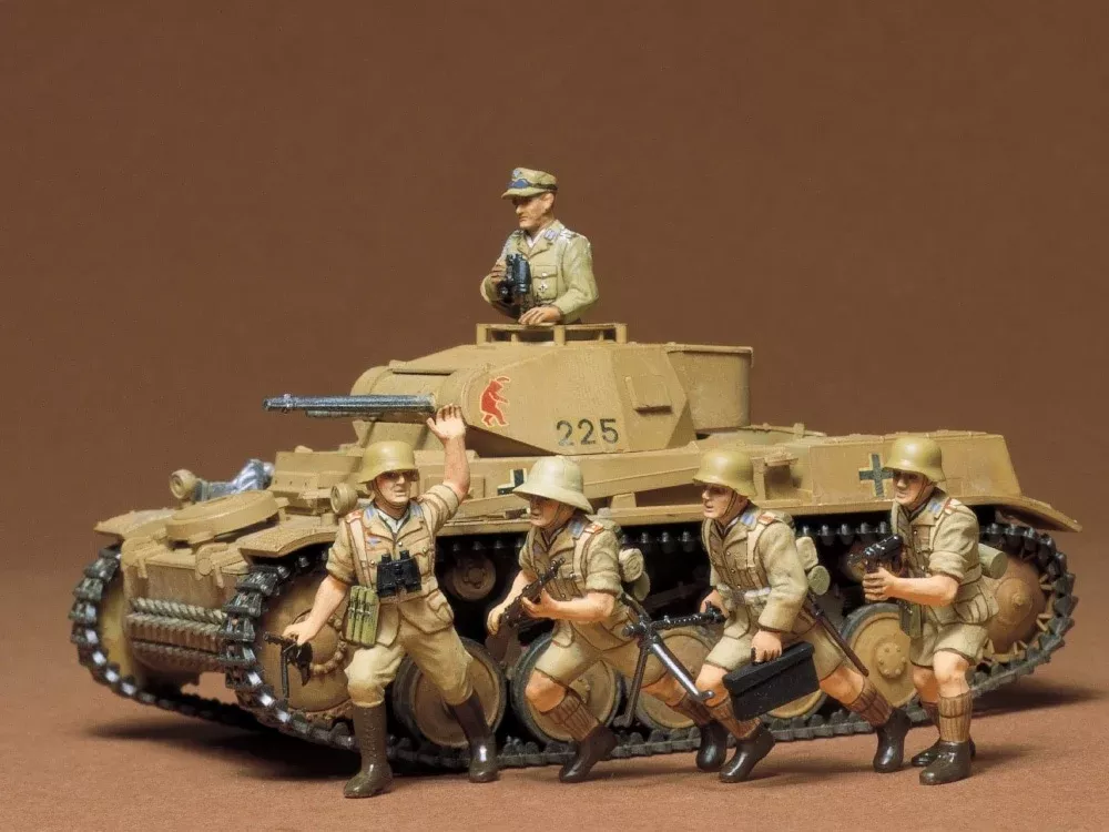 Tamiya 35009 1/35 German Pzkpfw II Tank Model Kit