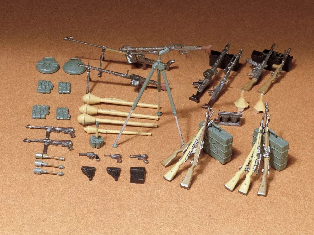 Tamiya 35111 1/35 German Infantry Weapons Set Kit