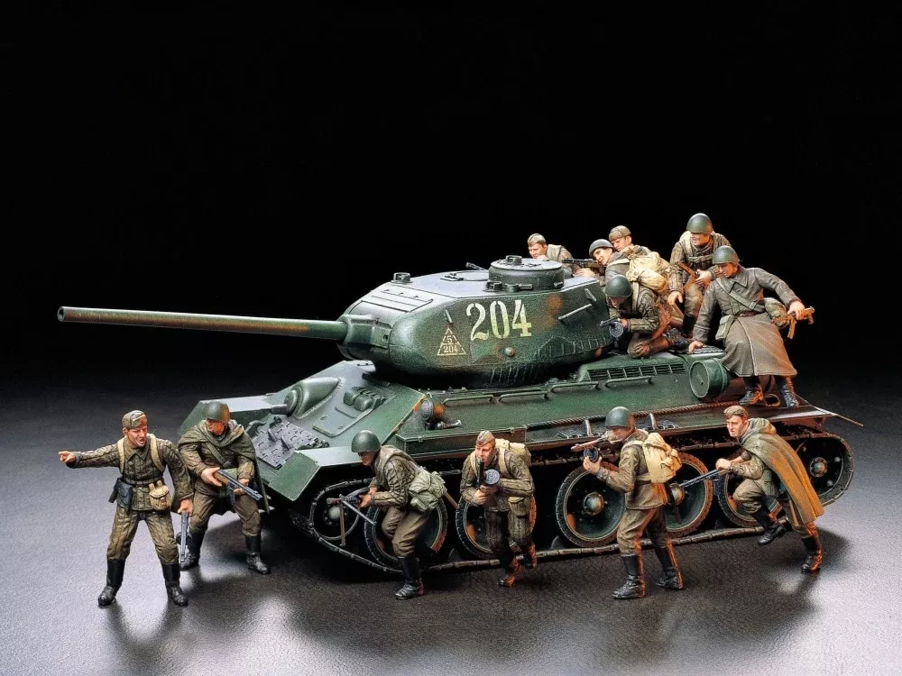 Tamiya 35207 1/35 Russian Assault Infantry Figure Set