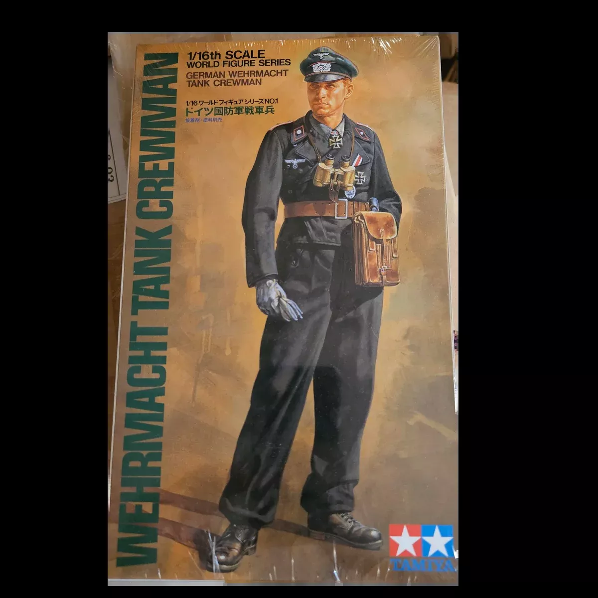 Tamiya 36301 1/16 Wehrmacht Tank Crewman