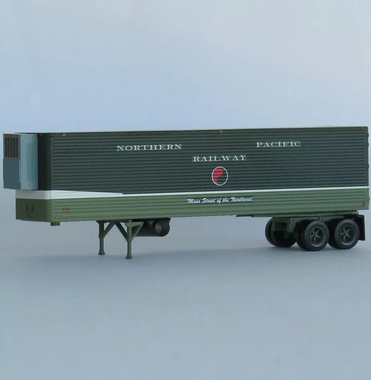 Trainworx 40233-13 N Scale 40' Corrugated Trailer Northern Pacific NP