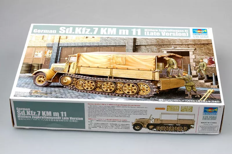 Trumpeter Scale Models 1507 1/35 German Sdkfz 7 8-ton Halftrack Late Version Model Kit