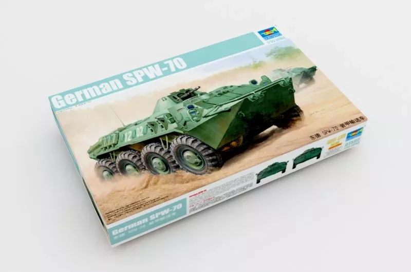 Trumpeter Scale Models 1592 1/35 German SPW-70 APC Model Tank Kit