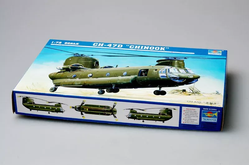 Trumpeter Scale Models 1622 1/72 CH-47D Chinook Helicopter Model Kit